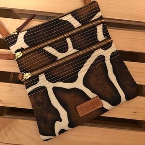 Dooney & Bourke Nylon Triple Zip Crossbody Giraffe